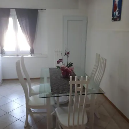 Apartment Petra 23 *