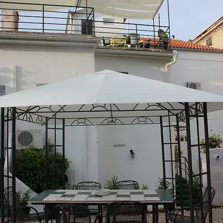 Apartment Petra 23