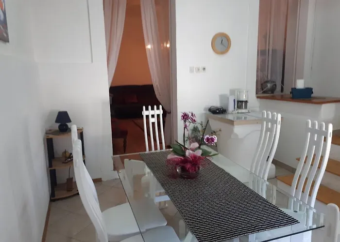 Appartement Petra 23 *