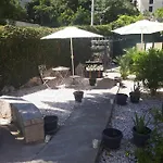 Apartman Petra 23 *