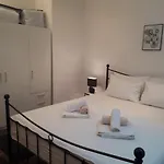 Apartman Petra 23 *