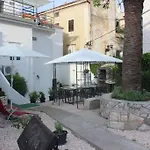 Petra 23 Apartman *