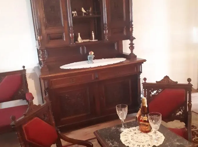 Petra 23 アパート マリ・ロシニュ